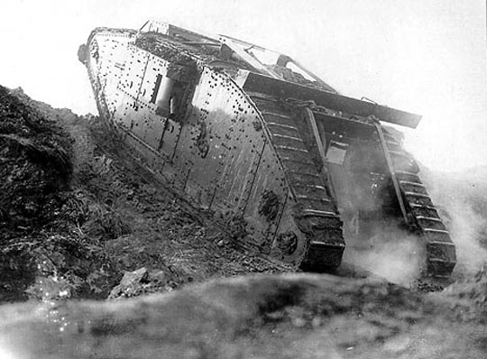 X-tank-warfare-01 First world war tank